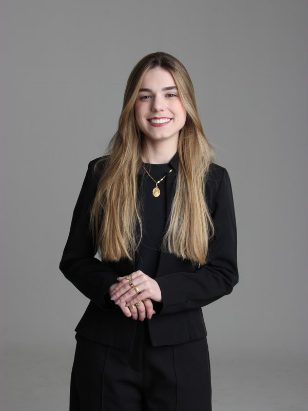 Dra. Cecília Coelho