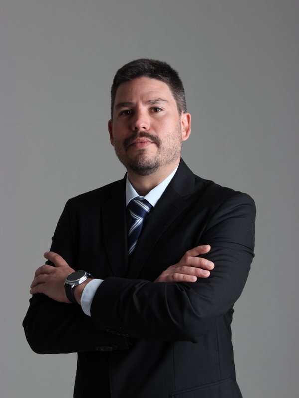 Dr. Felipe Frechiani